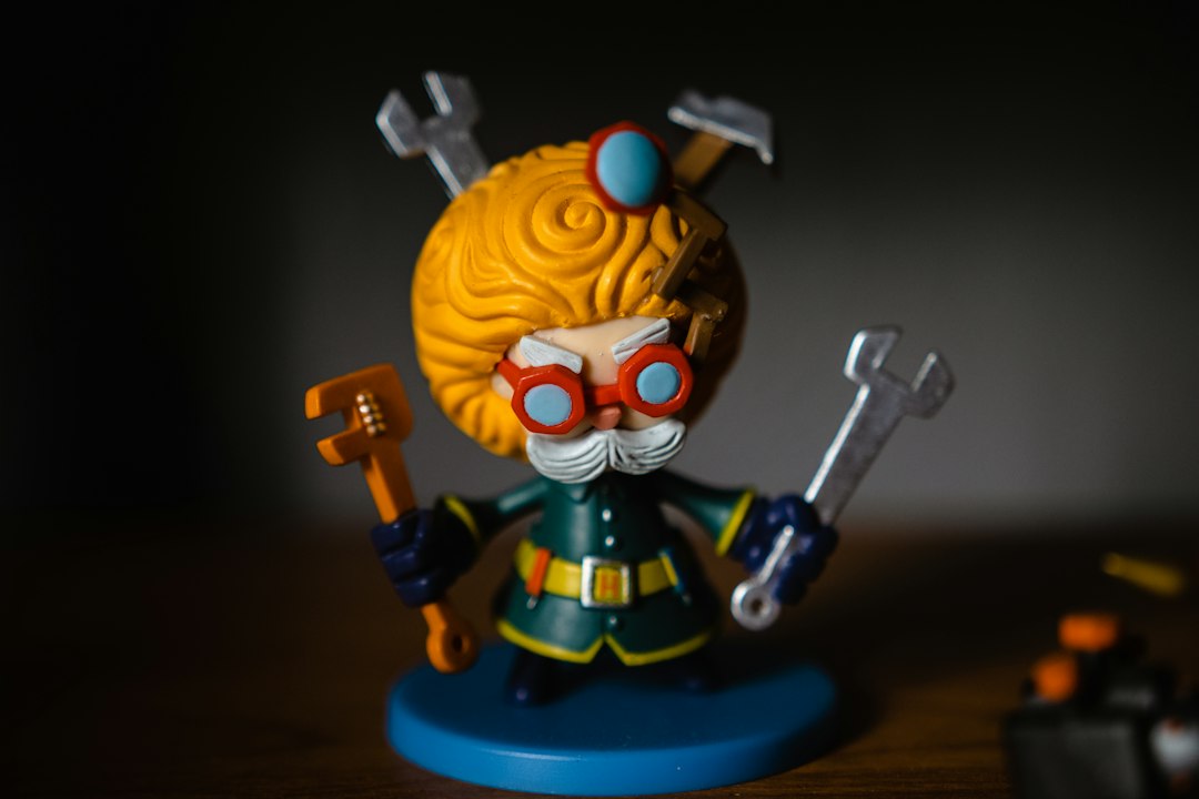 Miniature figurine for comparing FDM and resin 3D printing